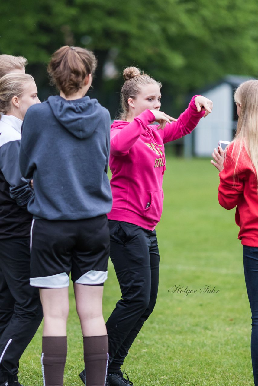 Bild 117 - wCJ SV Steinhorst/Labenz - VfL Oldesloe : Ergebnis: 18:0